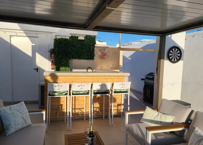Green Lagoon Penthouse